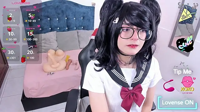 Snapshot of Noah_Cherry chatting on 01-19-26, 05:00 Noah Cherry online show from 01-19-26, 05:00