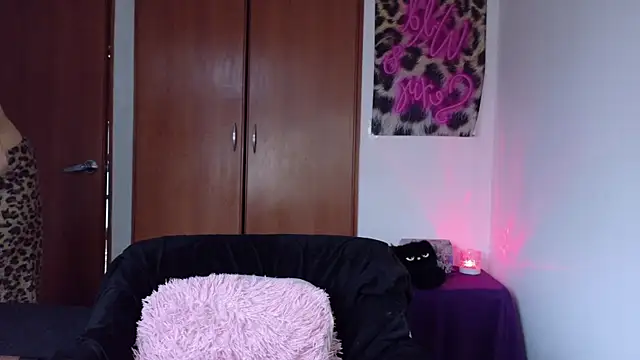KittyJane online show from 07-22-26, 04:42
