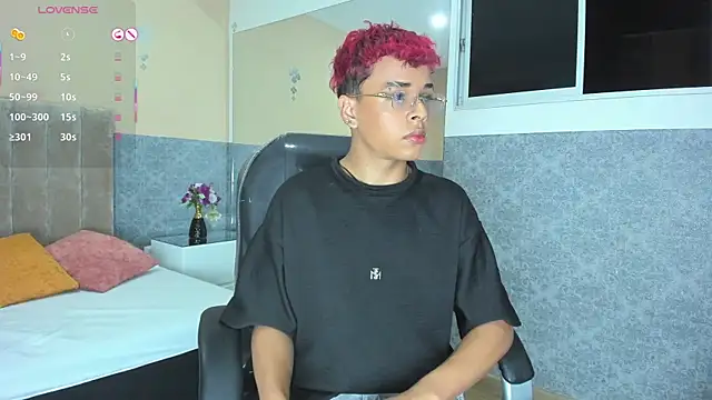 Xavier Fox    online show from 01-10-26, 04:30