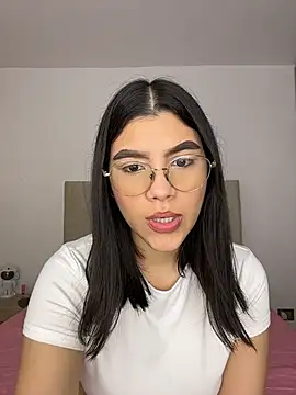 Julietalcl online show from 04-05-26, 09:05