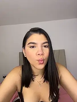 Julietalcl online show from 04-08-26, 09:00