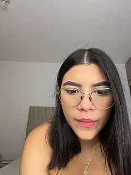 Julietalcl online show from 03-22-26, 09:11