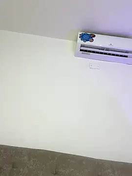 Julietalcl online show from 10-29-25, 09:25