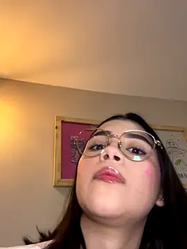 Julietalcl online show from 11-24-25, 11:05