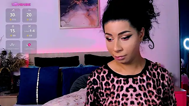 Snapshot of Miss_Ava chatting on 07-16-26, 07:27 Miss Ava online show from 07-16-26, 07:27