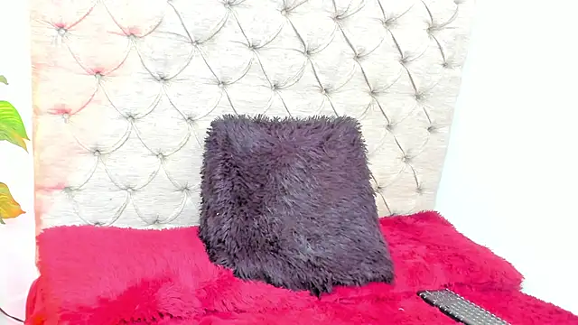 Samanta Fischer online show from 11-04-25, 11:36