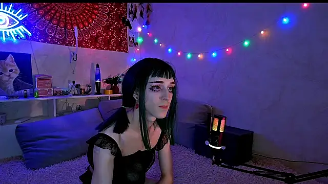 Snapshot of whoalexxa chatting on 10-25-25, 07:47 whoalexxa online show from 10-25-25, 07:47