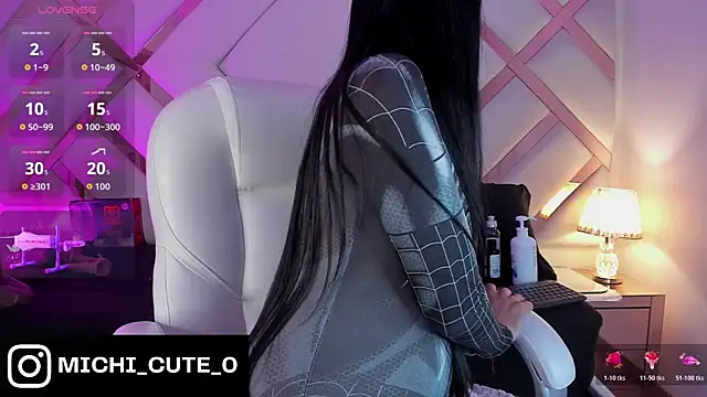 michelle cutee  online show from 02-13-26, 08:09