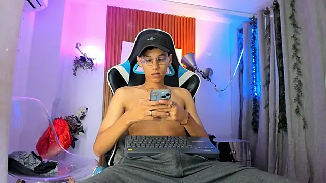 AQUARIUS x online show from 10-17-25, 11:34