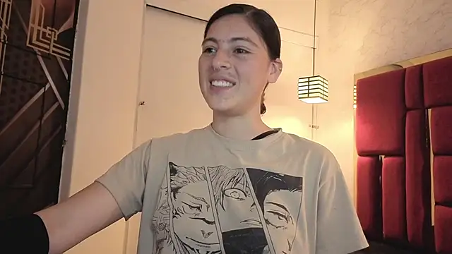 moon winy online show from 11-25-25, 11:10