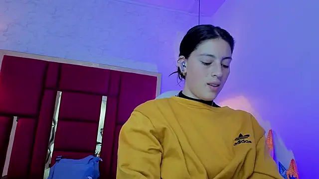 moon winy online show from 03-31-26, 11:23