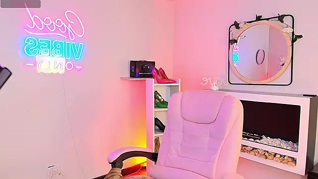 Miss koko  online show from 11-19-25, 08:31