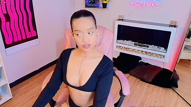 Miss koko  online show from 06-11-26, 03:25