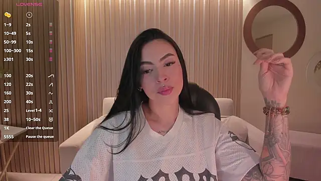 ChristineFord  online show from 12-14-25, 10:59