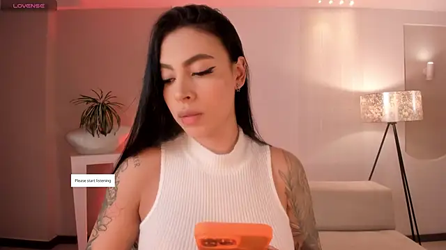 ChristineFord  online show from 05-05-26, 11:13