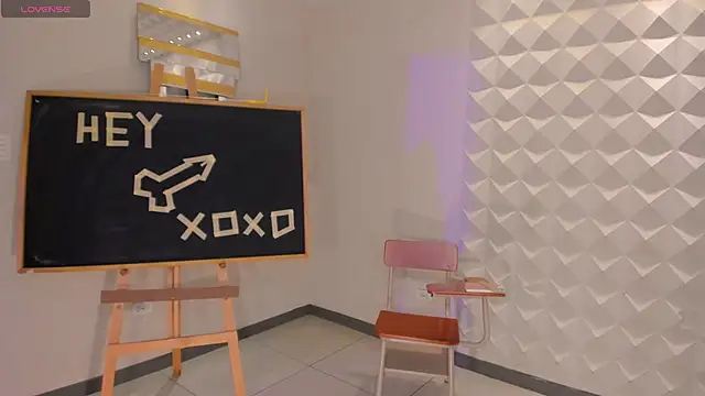 Snapshot of ScarlettBlaze_ chatting on 10-31-25, 12:57 ScarlettBlaze online show from 10-31-25, 12:57