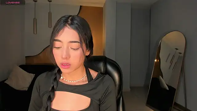 ScarlettBlaze  online show from 12-18-25, 11:14