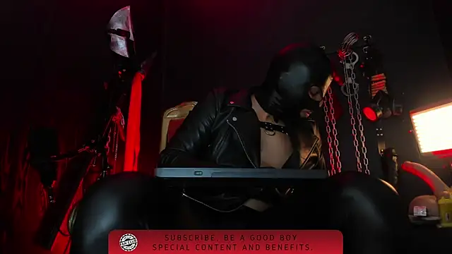 Snapshot of Master_Connor_BDSM chatting on 05-24-26, 12:38 Master Connor BDSM online show from 05-24-26, 12:38