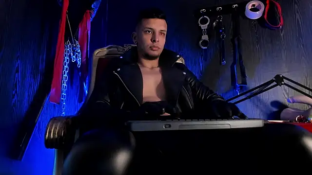 Master Connor BDSM online show from 11-05-25, 10:57