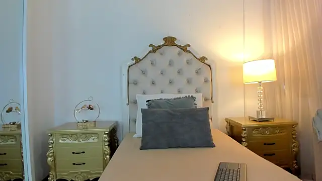 jessi lopez45 online show from 02-10-26, 07:35