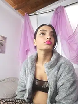 nicole-roman online show from 03-10-26, 01:15