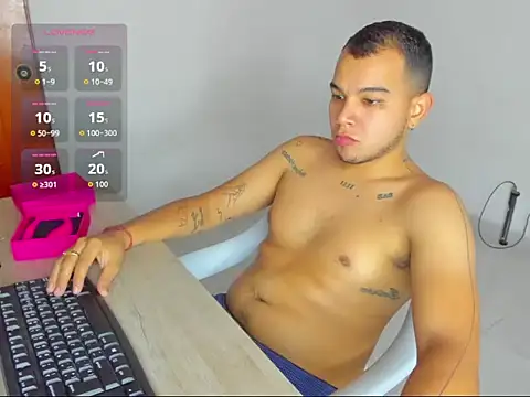 Snapshot of kelvin_276 chatting on 03-31-26, 11:40 kelvin 276 online show from 03-31-26, 11:40