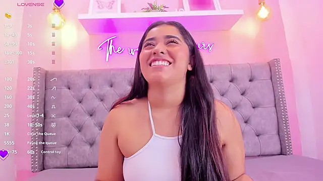 Sophiia 77 online show from 12-19-25, 10:34