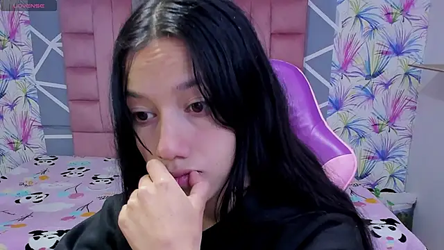 AdelaidaManson18 online show from 12-14-25, 03:24