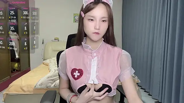 Momo-999 online show from 12-20-25, 02:20