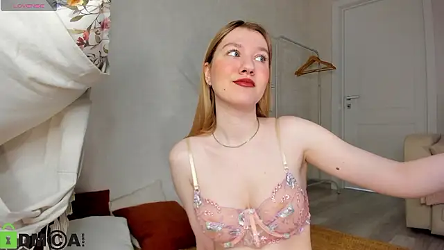 LinaRayy online show from 02-07-26, 12:51