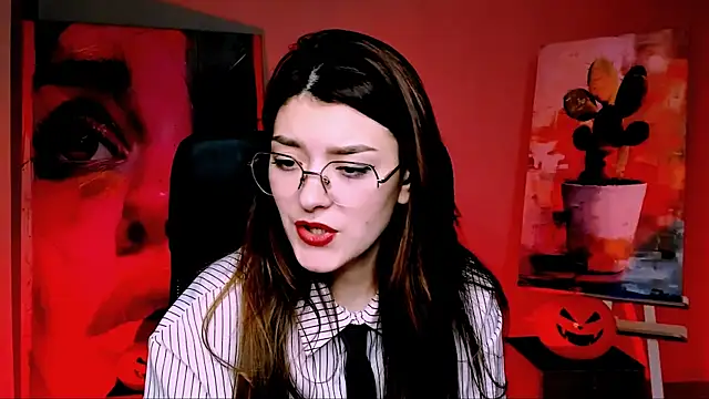 AnaSteisher online show from 10-30-25, 02:25