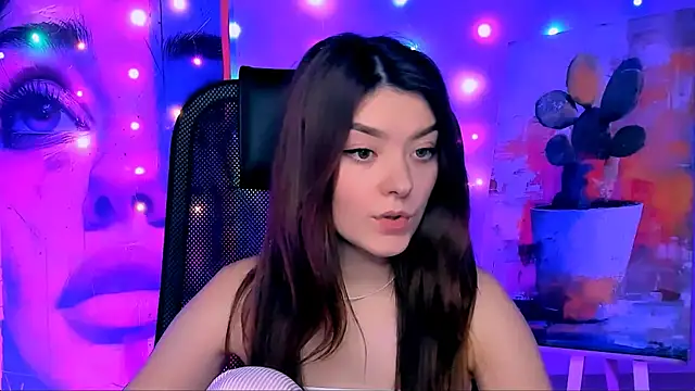 AnaSteisher online show from 12-17-25, 03:50