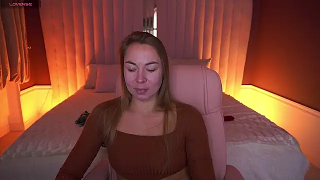 VixenMuse online show from 10-30-25, 08:39