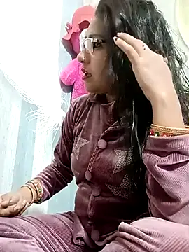 Snapshot of Vanshika1432 chatting on 01-18-26, 05:22 Vanshika1432 online show from 01-18-26, 05:22