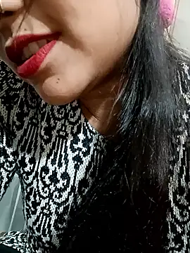 Vanshika1432 online show from 11-17-25, 04:49