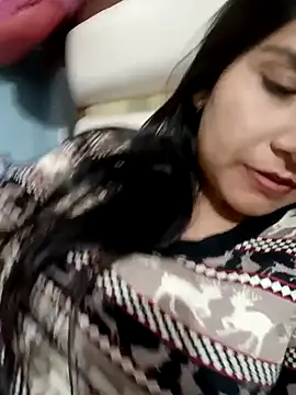 Vanshika1432 online show from 11-12-25, 07:18