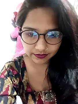 Vanshika1432 online show from 10-18-25, 01:57