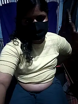 Priyanka-Khan online show from 04-19-26, 05:58