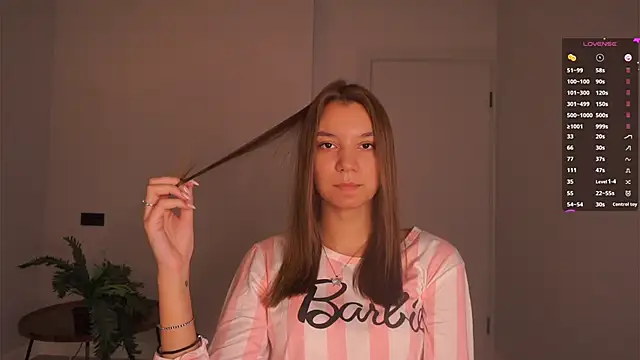 BrynnHolverson online show from 10-29-25, 07:24