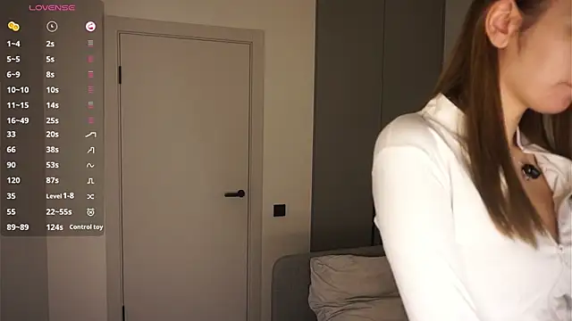 BrynnHolverson online show from 01-16-26, 08:24