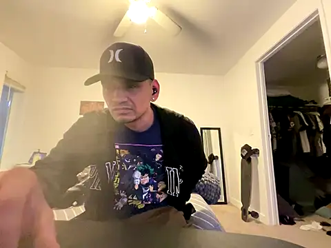Snapshot of homeboy206 chatting on 10-16-25, 09:01 homeboy206 online show from 10-16-25, 09:01