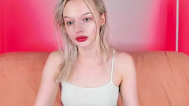 Snapshot of AlessaKiss chatting on 06-30-26, 02:22 AlessaKiss online show from 06-30-26, 02:22