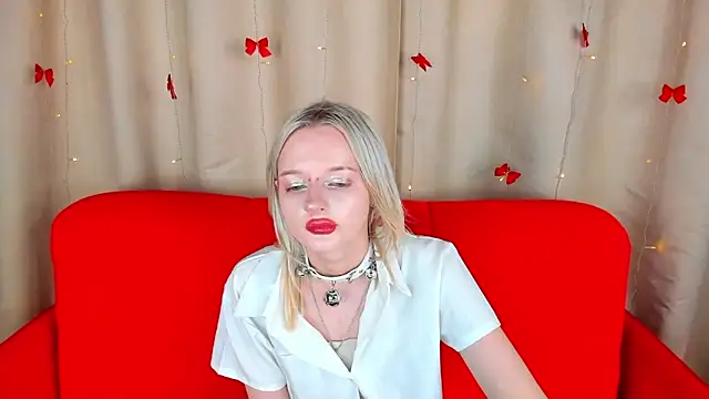 Snapshot of AlessaKiss chatting on 02-20-26, 10:06 AlessaKiss online show from 02-20-26, 10:06