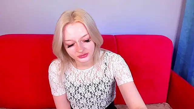 AlessaKiss online show from 10-17-25, 01:42