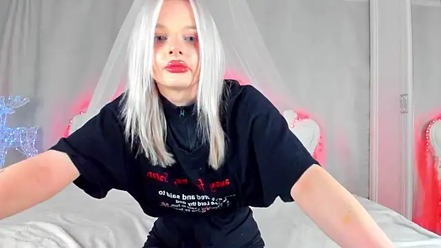 Snapshot of AlessaKiss chatting on 06-07-26, 12:49 AlessaKiss online show from 06-07-26, 12:49