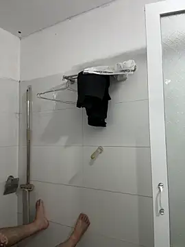 liamhn2k4 online show from 04-15-26, 11:27