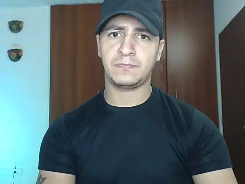 DarkTheKing online show from 01-13-26, 04:27