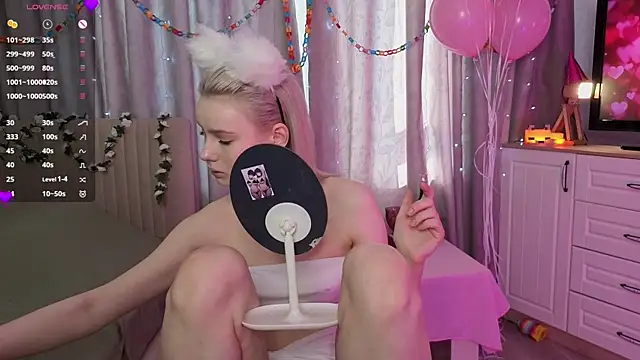 Snapshot of Sunshine_agata chatting on 02-28-26, 04:45 Sunshine agata online show from 02-28-26, 04:45