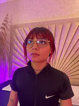 Emma duff online show from 03-22-26, 12:50