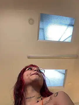 Emma duff online show from 05-19-26, 07:43